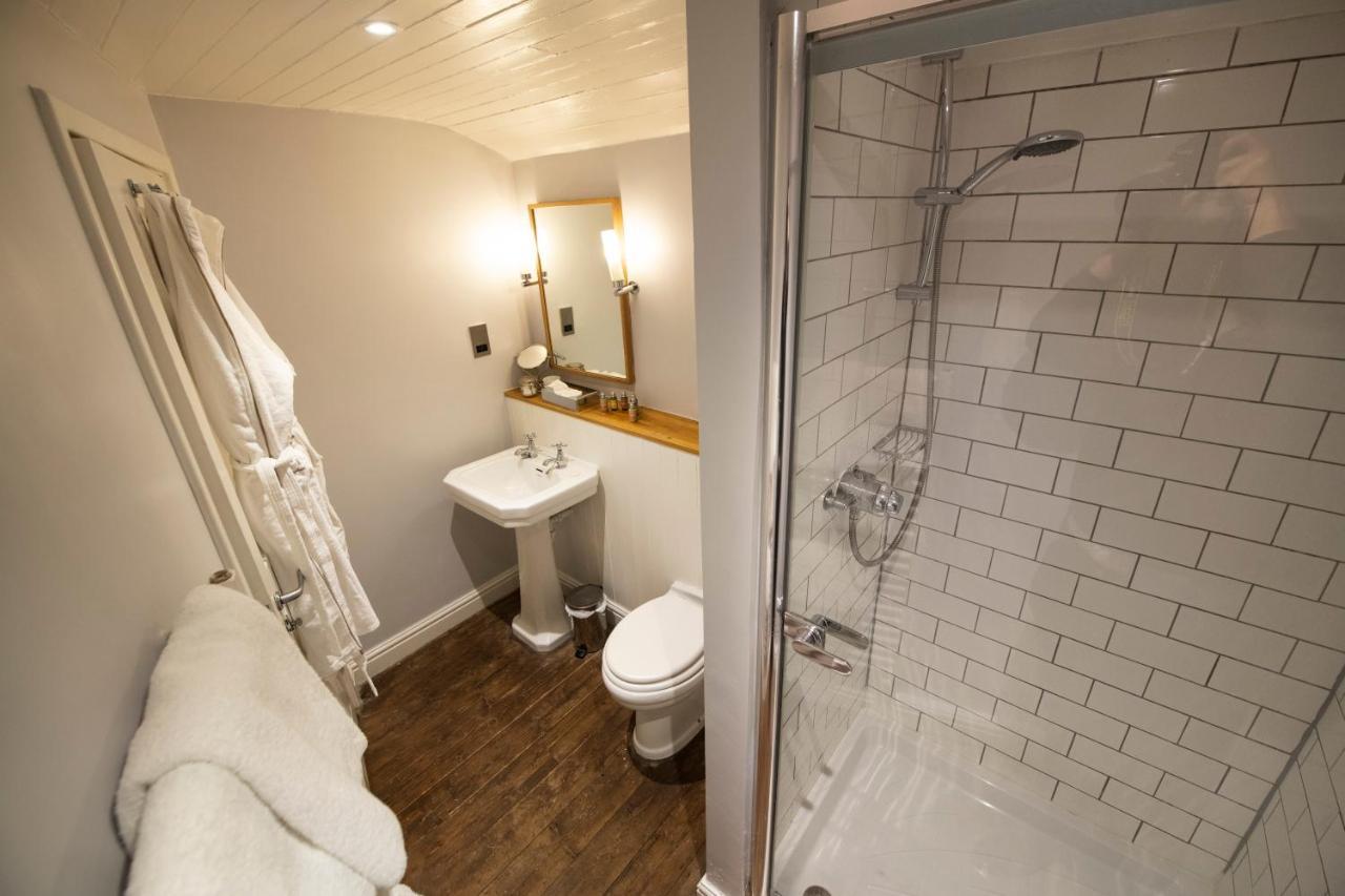 Wheelwrights Arms Country Inn & Pub Limpley Stoke Eksteriør bilde