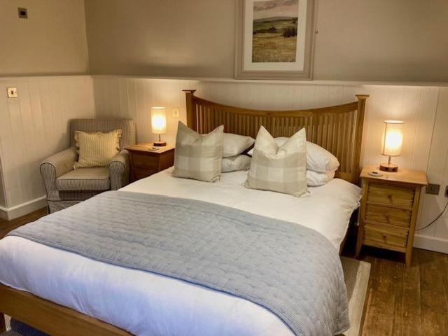 Wheelwrights Arms Country Inn & Pub Limpley Stoke Eksteriør bilde
