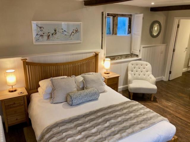 Wheelwrights Arms Country Inn & Pub Limpley Stoke Eksteriør bilde
