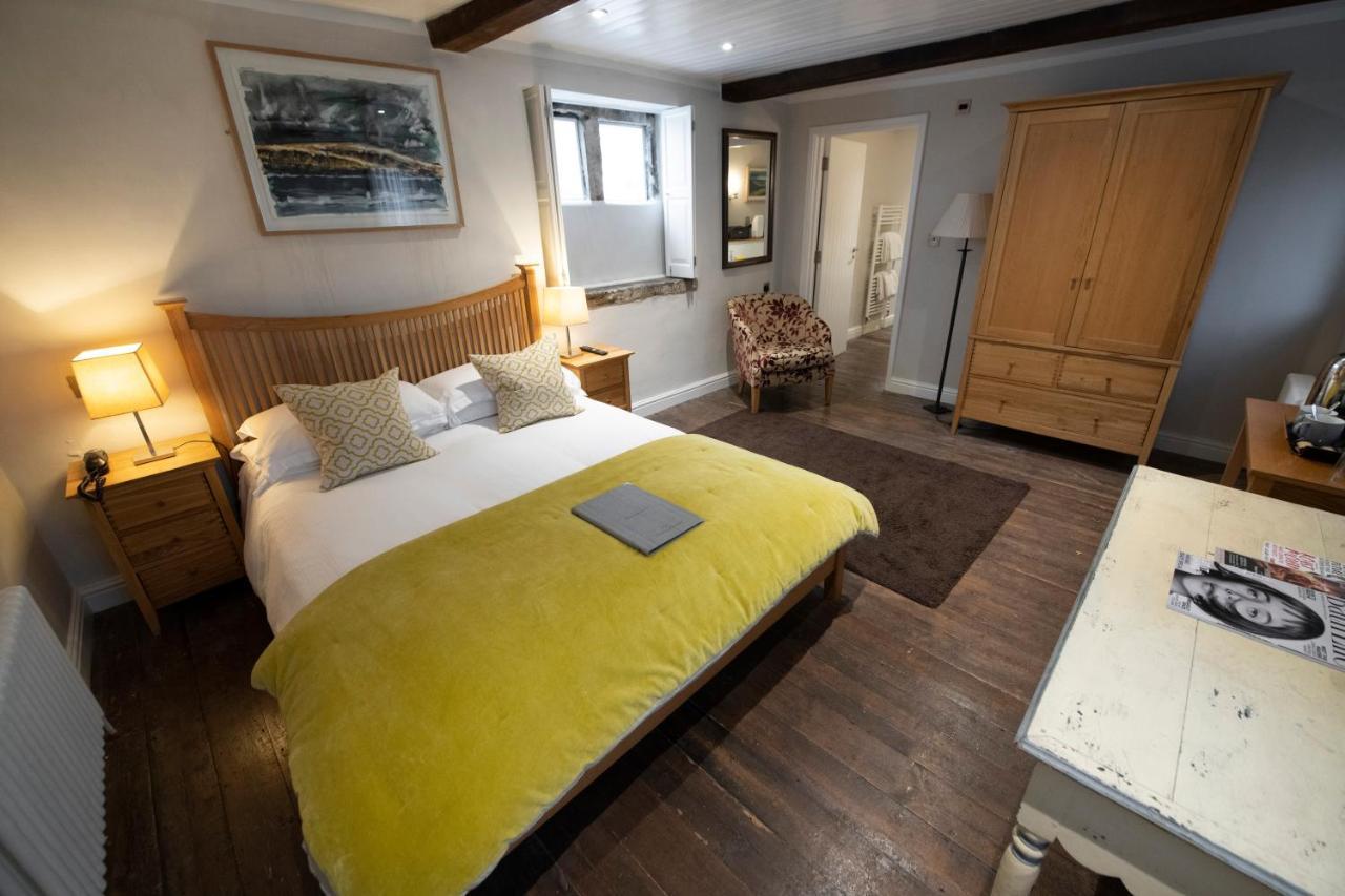 Wheelwrights Arms Country Inn & Pub Limpley Stoke Eksteriør bilde